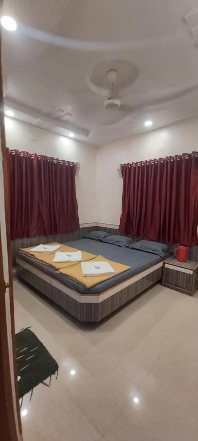 Sai Raghunandan Guest House シルディ エクステリア 写真